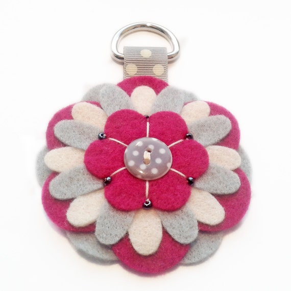 Items similar to Felt Flower Keyring Bag Charm on Etsy