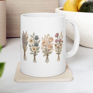 Dried Wildflower Bouquet Mug | Ceramic Coffee Cup 11oz 15oz