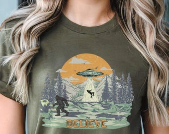 Bigfoot Adventure Nature Tee Mountain Sasquatch Camping Shirt Alien Abduction Gift Idea Paranormal Exploration Top Forest Hiker TShirt