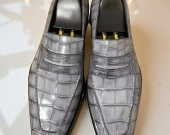 Handgemaakte grijze herenschoenen, instapmocassinschoenen voor heren
