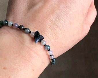Shark Tooth Bracelet- Real Fossil Shark Tooth- Unisex Bracelet- 7.5 Inch Bracelet- Natural Jasper Stone Beads- North Carolina Beach Jewelry
