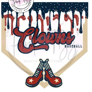 Könnte beinhalten: Ein Baseball-Design mit dem Wort "Clowns" in roter und marineblauer Schrift und "Baseball" darunter. Das Design umfasst rote und weiße Tropfenakzente, ein Paar rote Baseballschuhe und eine Waffelstruktur in Form einer Homeplate.