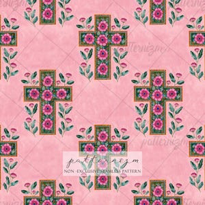 Op de afbeelding: Naadloos patroon met sierlijke kruisen met roze bloemmotieven en groene accenten op een lichtroze achtergrond. De kruisen hebben gouden randen en zijn omgeven door bloemige takjes. De tekst "patternizm" is zichtbaar.