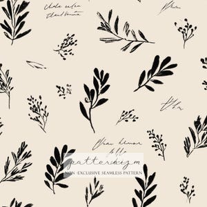 Op de afbeelding: Naadloos patroonontwerp met zwarte botanische illustraties op een crèmekleurige achtergrond. Het ontwerp bevat verschillende takjes met bladeren en bessen, samen met handgeschreven elementen. De tekst "patternizm" en "NON-EXCLUSIVE SEAMLESS PATTERN" zijn ook aanwezig.