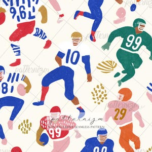 Könnte beinhalten: Nahtloses Muster mit stilisierten Illustrationen von American-Football-Spielern in Aktion. Die Spieler tragen Helme und Uniformen in Blau, Rot, Grün und Orange. Der Hintergrund ist cremefarben mit verstreuten goldenen und rosa Formen.