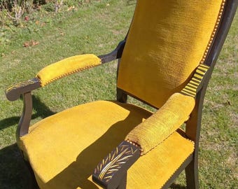 Yellow armchair restyled by an artist, unique piece. Drawing of a bumblebee on the back.
