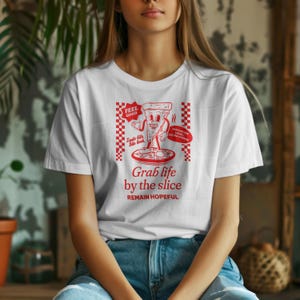 Pizza Lover Shirt, Pizzamotiv, Pizzaprint, Grab Life By The Slice Retro Food Motivation Tee