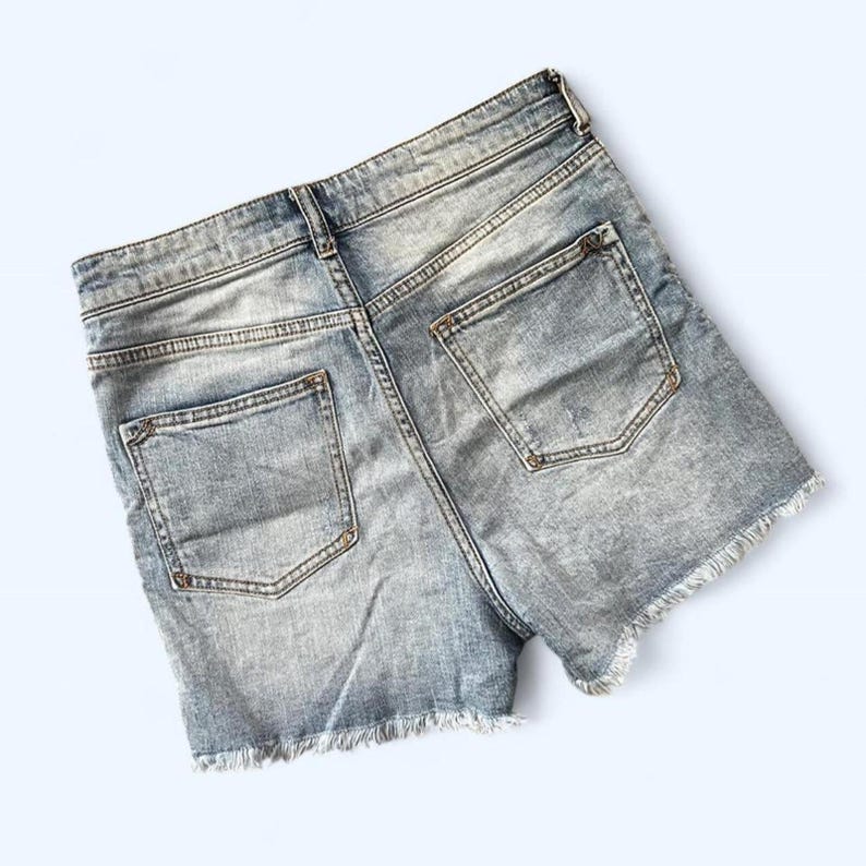 Anthropologie Pilcro Y2K baggy denim shorts size 27 image 3