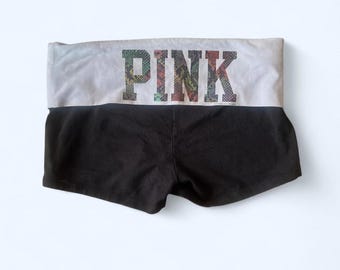 Vintage Y2K Victoria’s Secret PINK foldover low rise shorts Size Medium