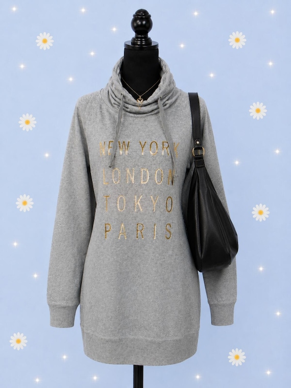 Vintage Y2K GAP Grey Hoodie New York London Tokyo Par… - Gem