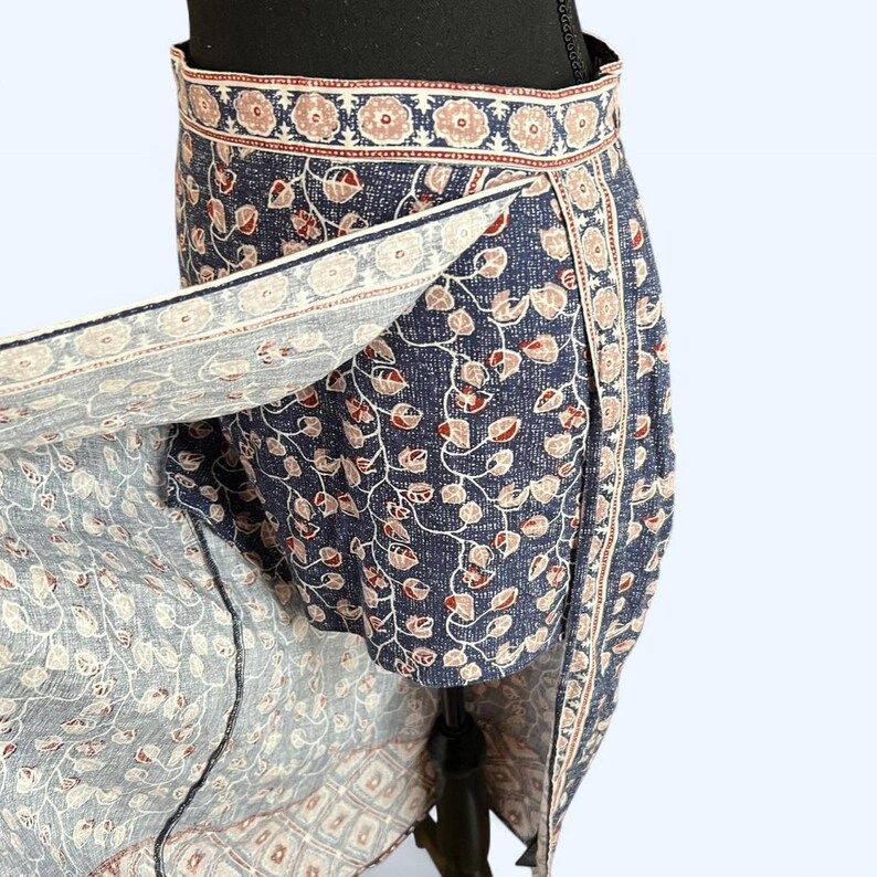 Falda midi estilo boho para festivales, estilo Y2K, de Urban Outfitters, talla mediana. imagen 7