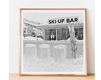 Vintage Après Ski Wall Art Printable, Snow Lodge Photography, Black and White Winter Print, Digital Download