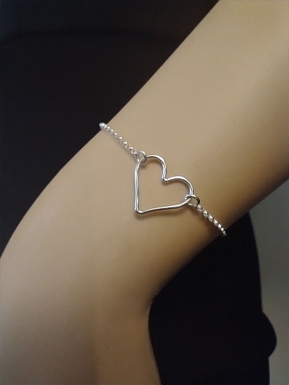 Floating heart best sale bracelet