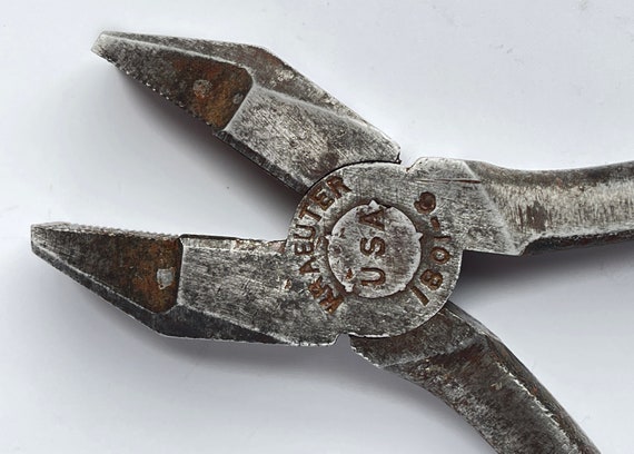 Vintage 1921 Legendary KRAEUTER 1801-6 Lineman and Auto 6 PLIERS . Made in  USA, Collectible Display or Use 