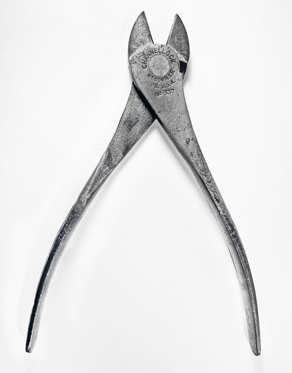 Penn pliers on sale