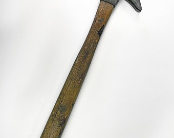 Antique Vintage an Old time Farriers Hammer by STANLEY. Good condition.Original Handle,Brand Logo.Total weight about 17 oz,Solid Handle