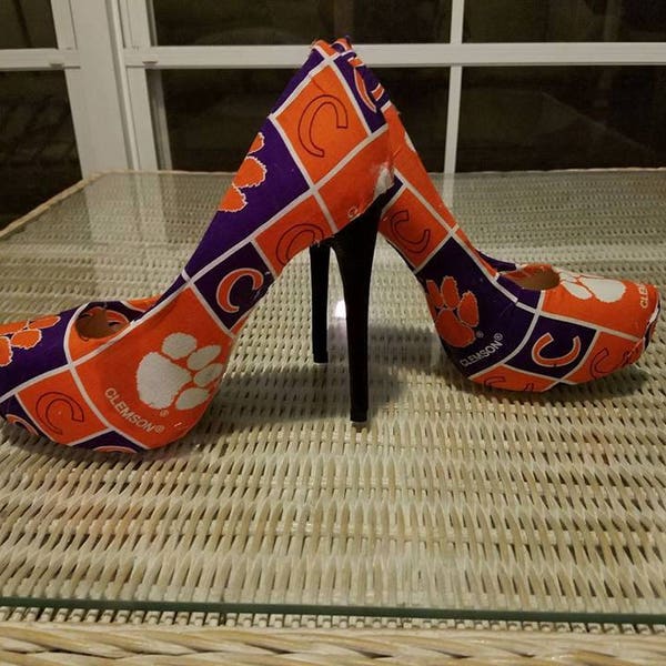 Sports Team Heels