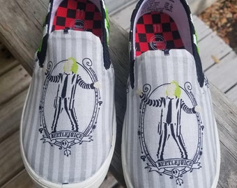 It's showtime shoes (slip on, Halloween)