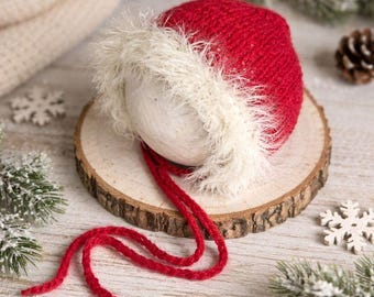 Handmade Newborn Santa Bonnet – Red Knit Hat with White Fuzzy Trim