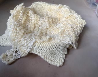 Cream Hand-Knitted Layered Bump Blanket – 17"x17" Photo Prop for Newborn Photography