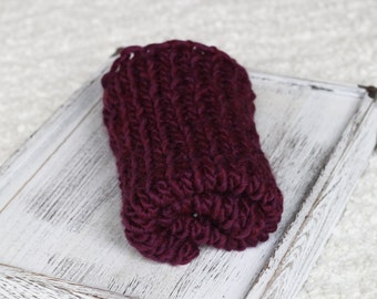 Burgundy Chunky Bump Blanket, Thick Knit Miniblanket, Basket Filler, Layer Miniblanket