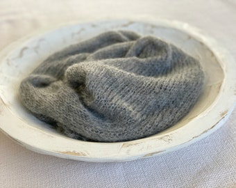 Châle long en mohair gris ; écharpe en mohair tricoté pour nouveau-né ; écharpe en mohair 60 pouces