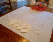 Linen Tablecloth with Four Matching Napkins Gold Embroidery Vintage Table Linens 34 quot Square