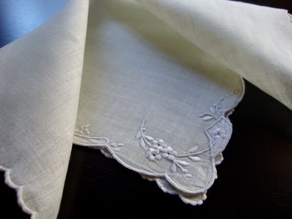 Antique Linen Hankie Ladies Handkerchief Pale Gre… - image 2