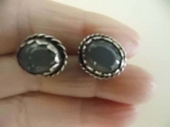 Vintage Silver Chalcedony Pierced  Earrings  Qual… - image 2