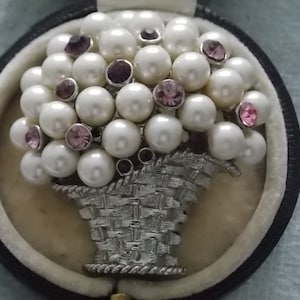 Stunning  Ciro Basket Brooch Pin Pearls Pink Glass