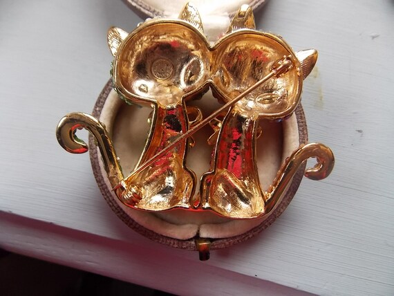 Butler and Wilson Cats Two Brooch Pin PRETTY - Gem
