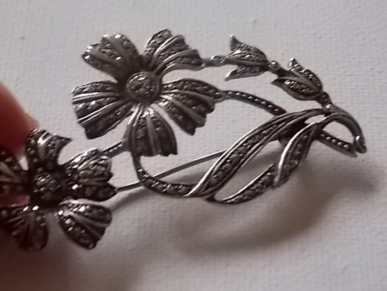 Silver Marcasite Flowers Brooch Pin Pretty and BIG image 3