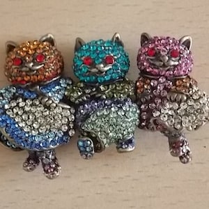 Butler and Wilson Vintage Brooch - Etsy