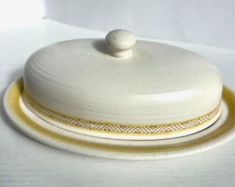 Franciscaanse Hacienda Botervloot Deksel Vintage Geel Aardewerk USA Retro