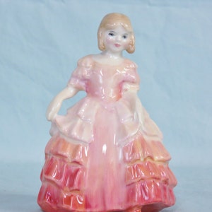 Royal Doulton Figurine &#39;Rose&#39; HN 1368