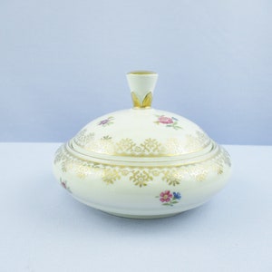 Eschenbach Germany Porcelain Covered Vanity Box