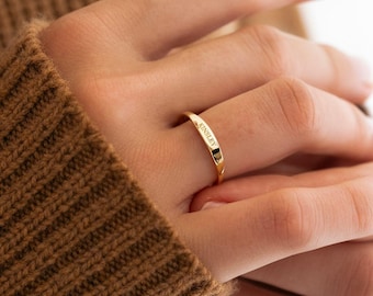 Anillo con nombre grabado • Anillo delicado y personalizado • Regalo del Día de la Madre para mamá