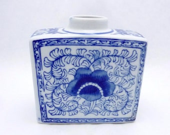 Two's Company Blue and White Ceramic China Canton Tea Jar NO LID 26831LK