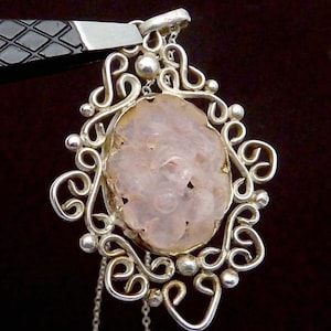 Vintage Chinese Sterling Silver Carved Rose Quartz Pendant Chain Necklace 26391