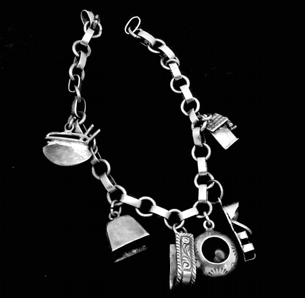 Vintage Mexican Sterling Silver Mexico 6 Charm Bracelet