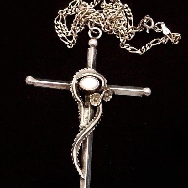 Vintage Ben Yazzie Navajo Sterling Silver MOP Large Cross Necklace Pendant 26555