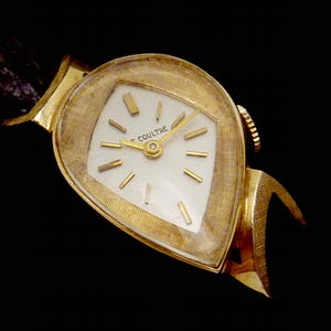 Vintage 14K Gold Teardrop LeCoultre Ladies Wrist Watch Wristwatch Leather 27120