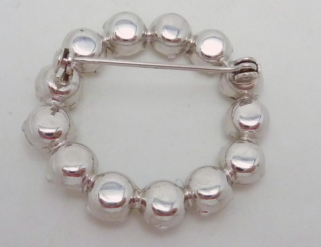 ヴィンテージブローチ２点 Vintage Clear Rhinestone Silver Tone Circle Pin 27063 - Etsy