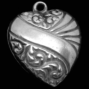 Vintage Sterling Silver Ornate Puffy Heart Charm Pendant 27079