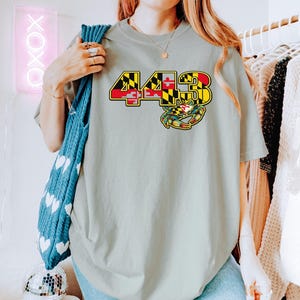 Maryland Pride Shirt, Komfortfarben, Postleitzahl 443 Flaggenkrabben-T-Shirt