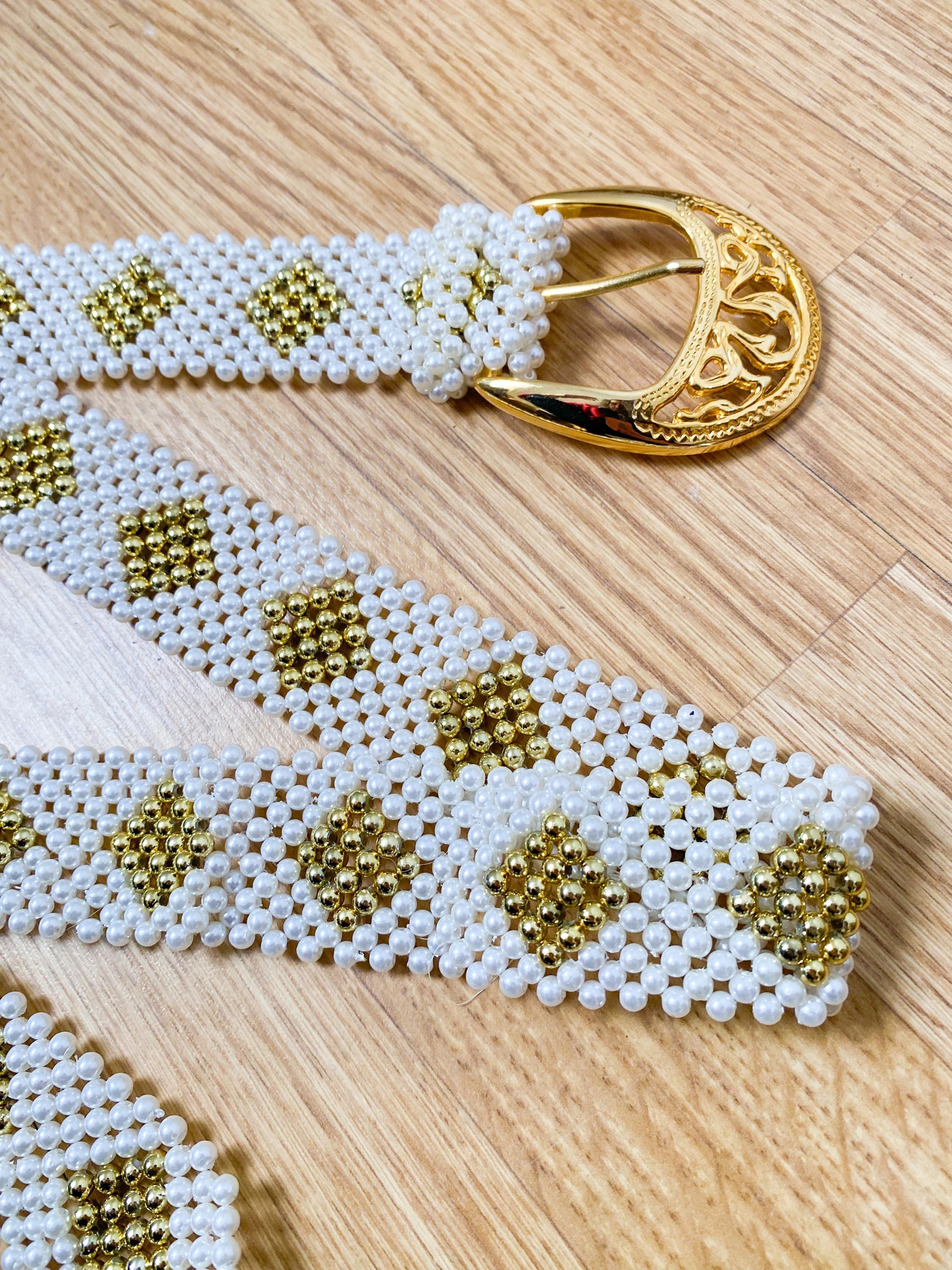 Vintage 1980s Faux Pearl Beaded Belt White Waist Chain XS S Bridal Cottagecore Handmade Pearl Crystal Tassel Chain Waist Wedding Belt  main image 3