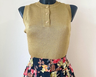 Vintage 90s Olive Sleeveless Sweater Vest Gold Button Knit Top Caroll Paris Made in Italy