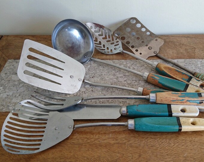 Vintage Skyline Kitchen Utensils Set Etsy