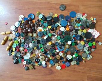Mixed Button Selection, Plastic, Novelty, Toggles, 800g.