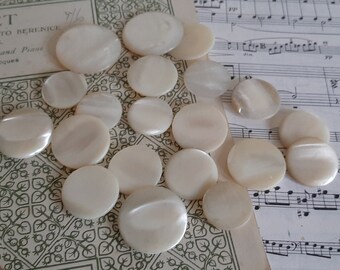 Mixed Large Mother of Pearl Buttons, Shell Buttons x 20